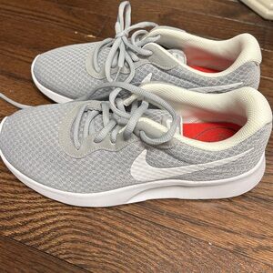 Gray Nike Sneakers/Size 8.5/Never Worn
